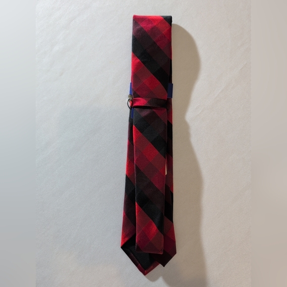Apt. 9 - Red Plaid Men's Polyester Neck Tie - Picture 3 of 4